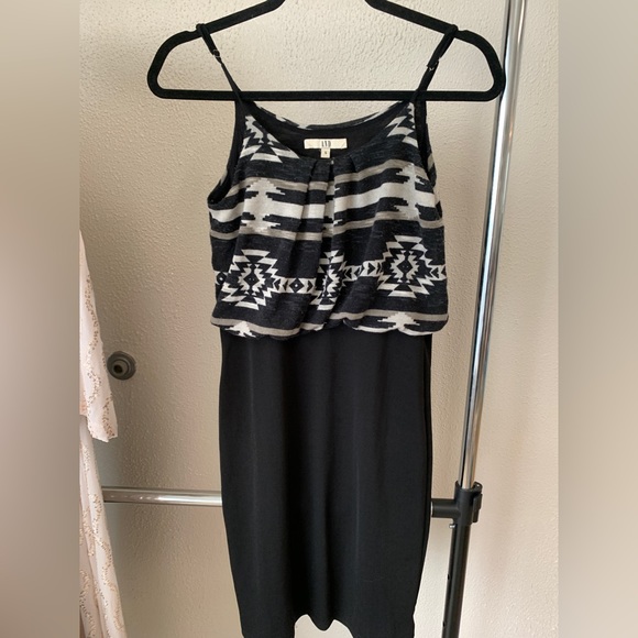 Short dress, Brand- And, size- Size, Colour- black and grey - Picture 2 of 4